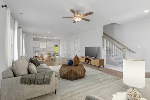 165 Harvard Dr, Gallatin, TN, 37066-2716 | Card Image