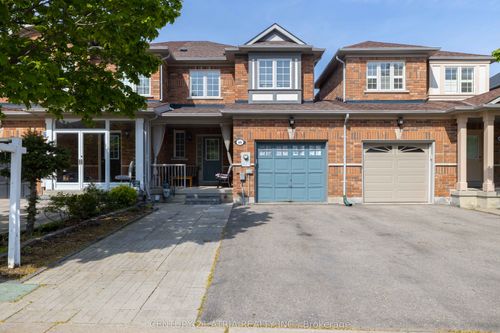 66 Rideau Dr, Richmond Hill, ON, L4B4P3 | Card Image