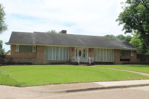 914 Stillmeadow Rd, Dallas, TX, 75232-2528 | Card Image