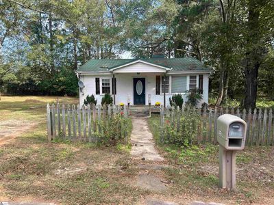 223 Tompkins Street, House other with 2 bedrooms, 1 bathrooms and null parking in Greenwood SC | Image 1