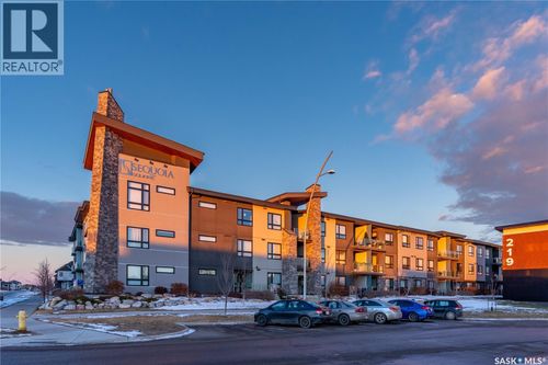 104-223 Evergreen Sq, Saskatoon, SK, S7W0W2 | Card Image