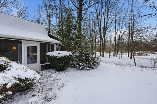 10765 Elton St Sw, Navarre, OH, 44662-8735 | Card Image