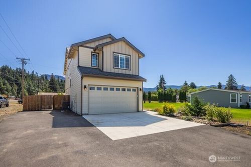 501 Cleveland Ave, South Cle Elum, WA, 98943-0300 | Card Image