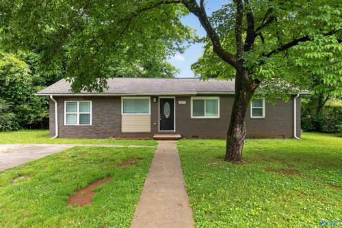 2412 Shady Lane Dr Nw, Huntsville, AL, 35810-3617 | Card Image