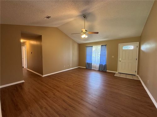 2446 Ridgeway Loop N, Harrison, AR, 72601-4112 | Card Image