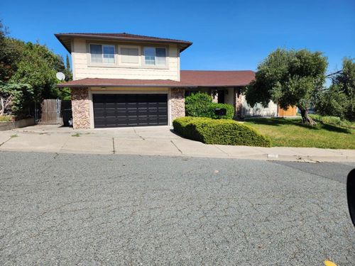 100 Yellowood Pl, Pittsburg, CA, 94565-6055 | Card Image