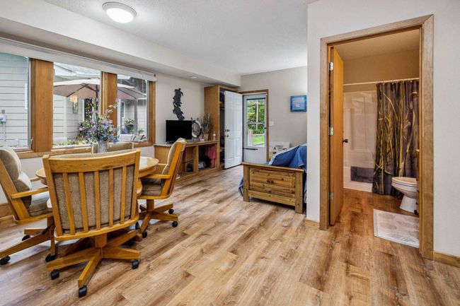guest living area | Image 45