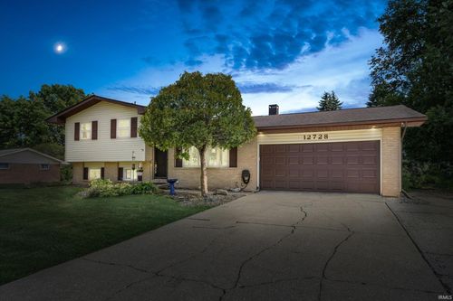 12728 Vicki Ln, Granger, IN, 46530-9295 | Card Image