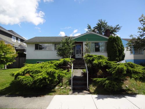 2510 King Edward Ave W, Vancouver, BC, V6L1T4 | Card Image