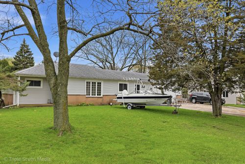 1000 N Bluebonnet Ln, Hoffman Estates, IL, 60169-4429 | Card Image