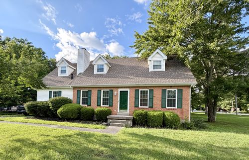 302 Rolling Acres Dr, White House, TN, 37188-8991 | Card Image