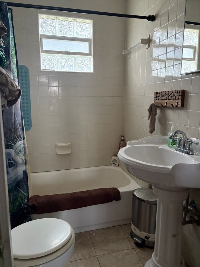 947 Waterloo St, House other with 2 bedrooms, 1 bathrooms and null parking in Saint Clair MI | Image 14