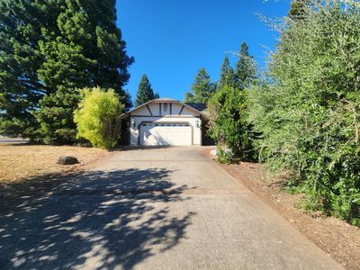 4790 Alta Saga Drive, House other with 2 bedrooms, 2 bathrooms and null parking in Redding CA | Image 1