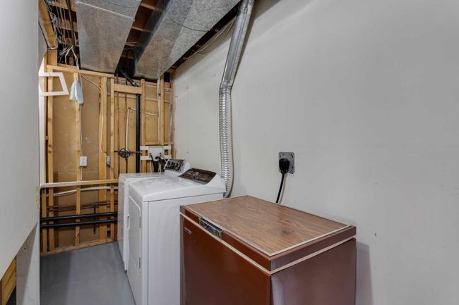 38 - 118 Strathcona Road Sw, Townhouse with 2 bedrooms, 2 bathrooms and 4 parking in Calgary AB | Image 26