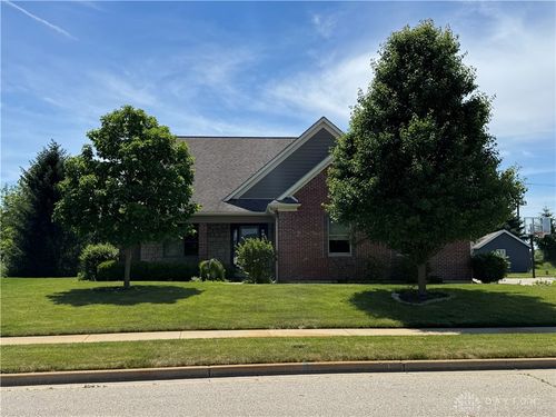 738 Governors Rd, Troy, OH, 45373-6700 | Card Image