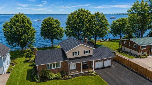 4542 Maquam Shore Rd, Swanton, VT, 05488-8481 | Card Image