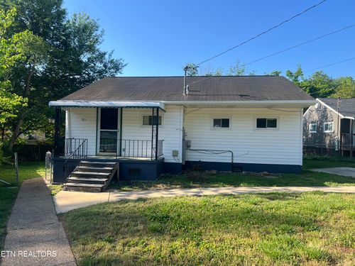761 W Outer Dr, Oak Ridge, TN, 37830-8534 | Card Image