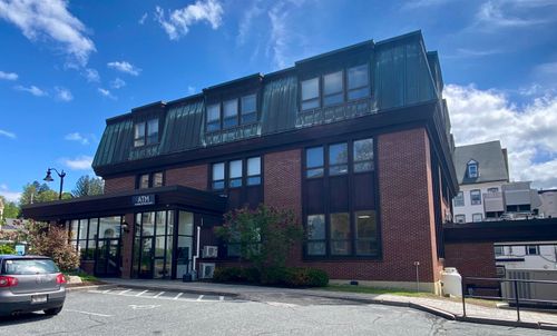 125 Main St, Littleton, NH, 03561-4061 | Card Image