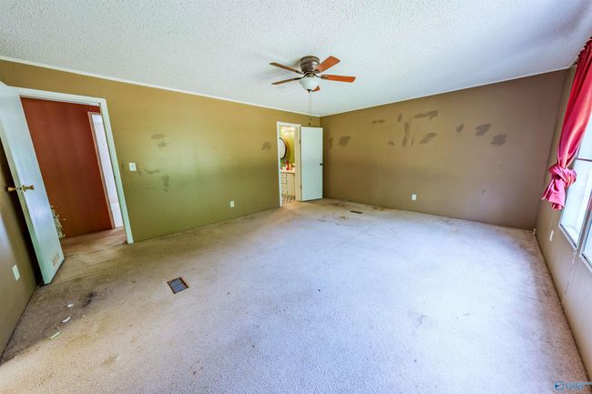 1041 Green Briar Cove Rd, House other with 4 bedrooms, 2 bathrooms and null parking in Union Grove AL | Image 20