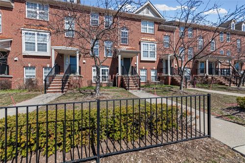 25403 Saint James, Southfield, MI, 48075-1287 | Card Image