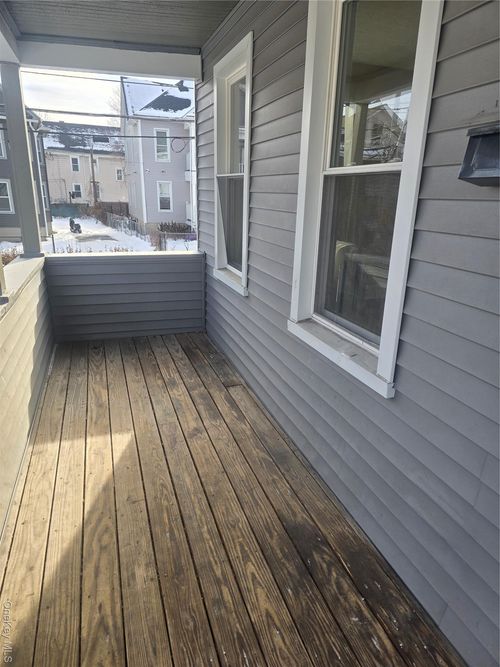 30 S White St, Poughkeepsie, NY, 12601-3818 | Card Image