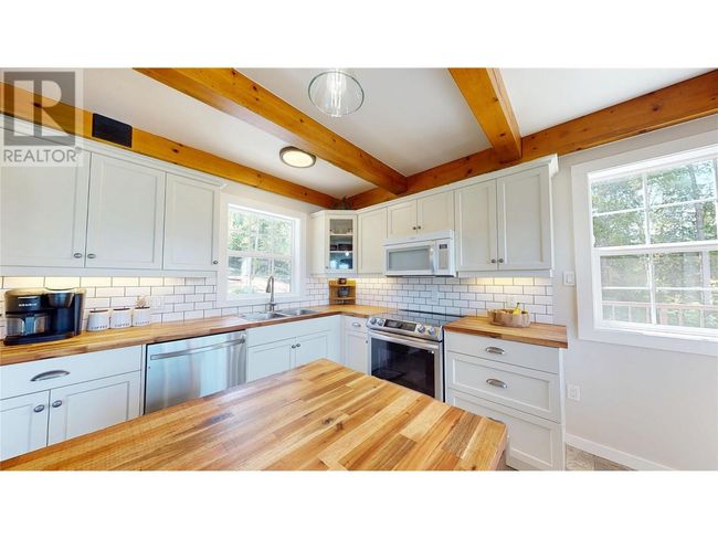 4784 Ivy Rd, House other with 5 bedrooms, 5 bathrooms and 5 parking in Eagle Bay BC | Image 21