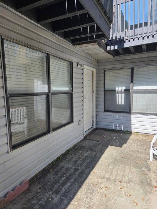 18-2301 W Michigan Avenue, Pensacola, FL, 32526 | Card Image