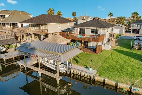 621 Warsaw St, Bayou Vista, TX, 77563-2607 | Card Image