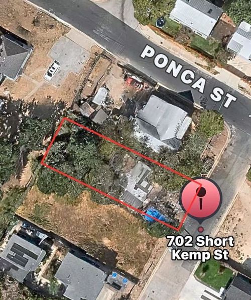 702 Short Kemp St, Austin, TX, 78741-3348 | Card Image