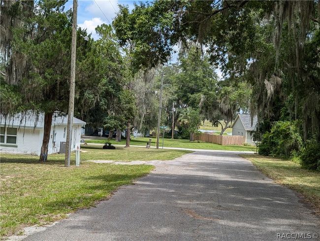 2720 N Lakefront Dr, House other with 2 bedrooms, 1 bathrooms and null parking in Hernando FL | Image 47