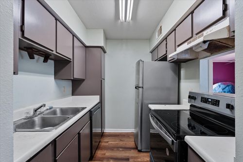 apt-36-8517 Hearth Dr, Houston, TX, 77054-2628 | Card Image