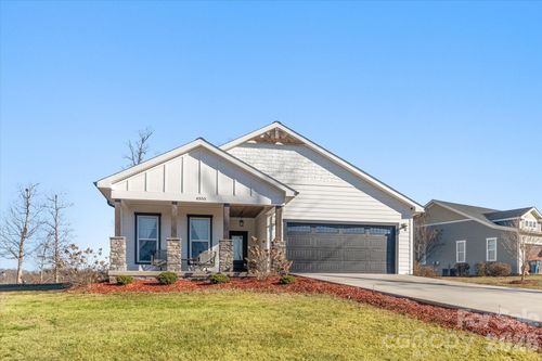 4555 Bristol Dr, Morganton, NC, 28655-6497 | Card Image