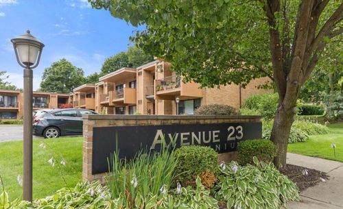 apt-11-23 College Ave Se, Grand Rapids, MI, 49503-4456 | Card Image
