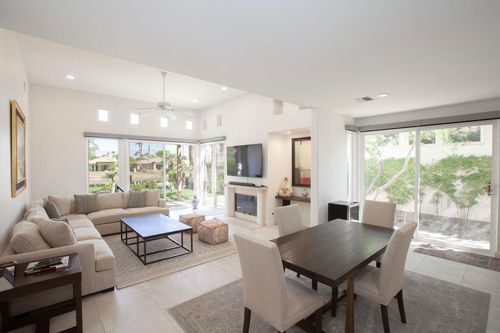 48200 Via Solana, La Quinta, CA, 92253-2282 | Card Image