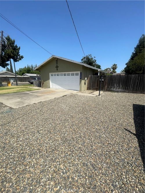 7408 Myrtle Ave, Winton, CA, 95388-9758 | Card Image
