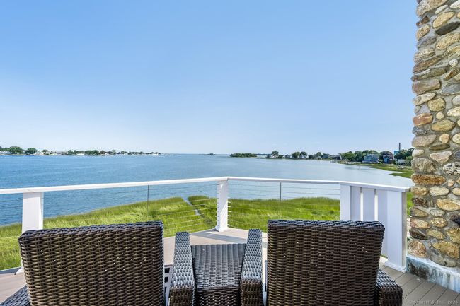 72 Shorefront Park, House other with 4 bedrooms, 7 bathrooms and 2 parking in Norwalk CT | Image 33