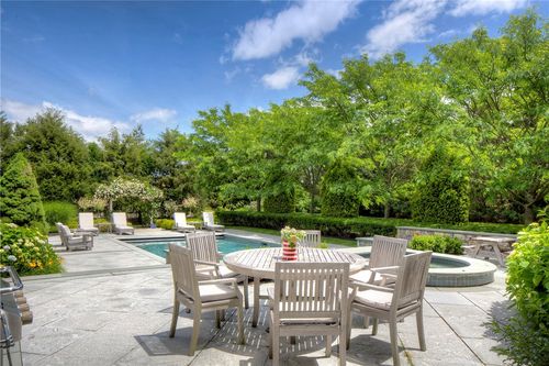 271 Carnegie Harbor Dr, Portsmouth, RI, 02871-1620 | Card Image