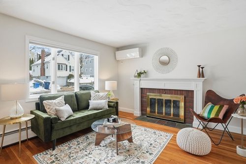 41 Vogel St, Boston, MA, 02132-5718 | Card Image