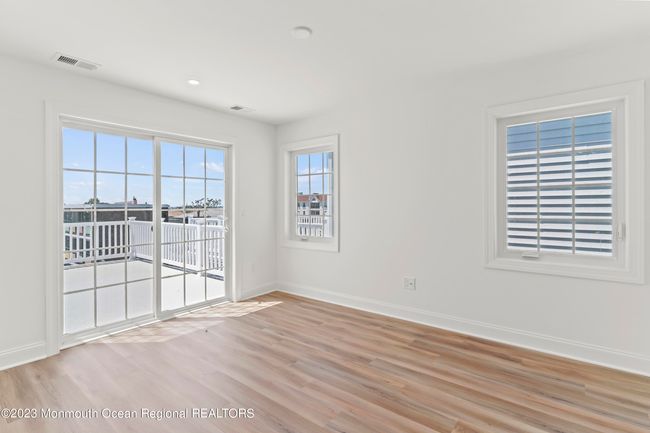 46 Dupont Ave, House other with 5 bedrooms, 4 bathrooms and null parking in Seaside Heights NJ | Image 30