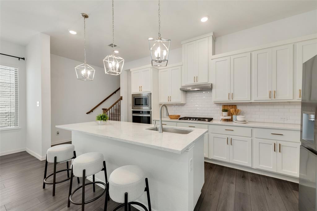 Mareliz Ln, Sachse, TX 75048