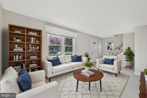 7002 Riggs Rd, HYATTSVILLE, MD, 20783-2933 | Card Image