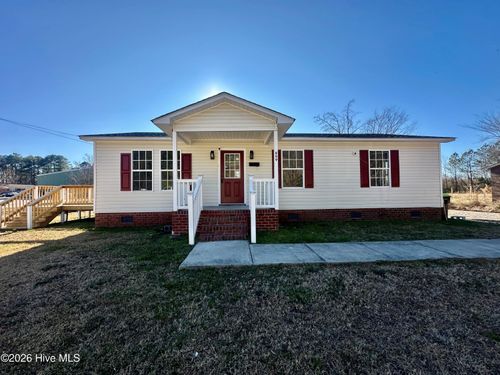 809 1st St E, Ahoskie, NC, 27910-3122 | Card Image