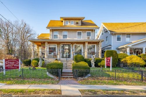 376 Elmora Ave, Elizabeth, NJ, 07208-1561 | Card Image