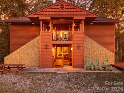 55 57 Observation Point Drive, Bryson City, NC, 28713 | Card Image