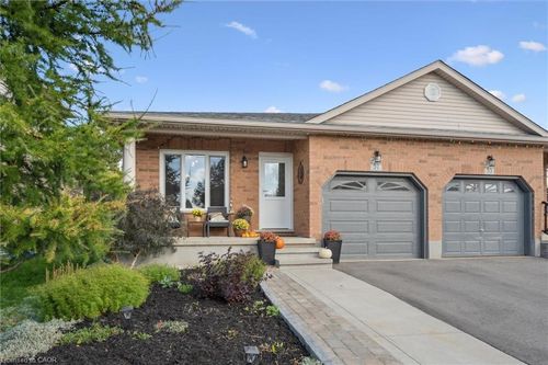 57 Muscovey Dr, Elmira, ON, N3B3M6 | Card Image