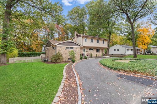 22 Beech St, Hillsdale, NJ, 07642-2545 | Card Image