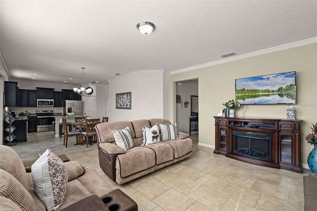 1553 Caterpillar St, House other with 3 bedrooms, 3 bathrooms and null parking in SAINT CLOUD FL | Image 5