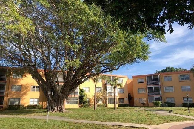 APT-9-1B - 4334 9 Th Ave, Condo with 1 bedrooms, 2 bathrooms and null parking in Deerfield Beach FL | Image 12