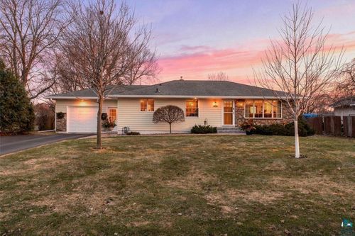 190 Lawrence St, Prescott, WI, 54021-1121 | Card Image