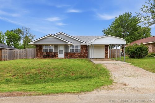 2313 8th, Prague, OK, 74864 | Card Image